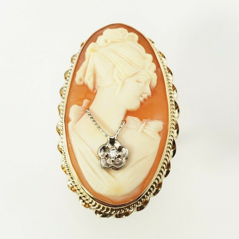 14 Karat Yellow Gold and Diamond Cameo Ring